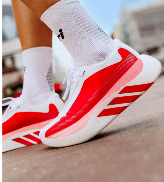 UrbanFit Men's White & Red Performance Running Shoes – Lightweight Athletic Sports